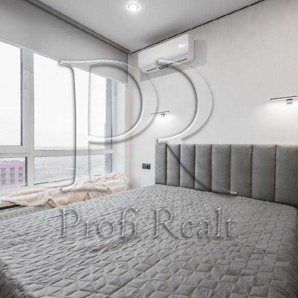 Продажа 1-комнатной квартиры 31 м², Всеволода Змиенко ул., Змієнка вулиця, 15/23