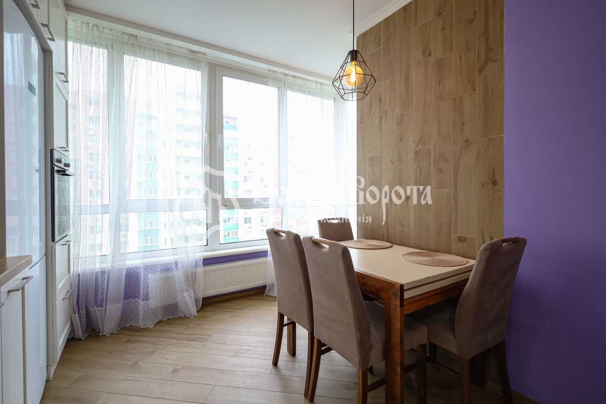 Продажа 2-комнатной квартиры 63 м², Михаила Донца ул., 2А