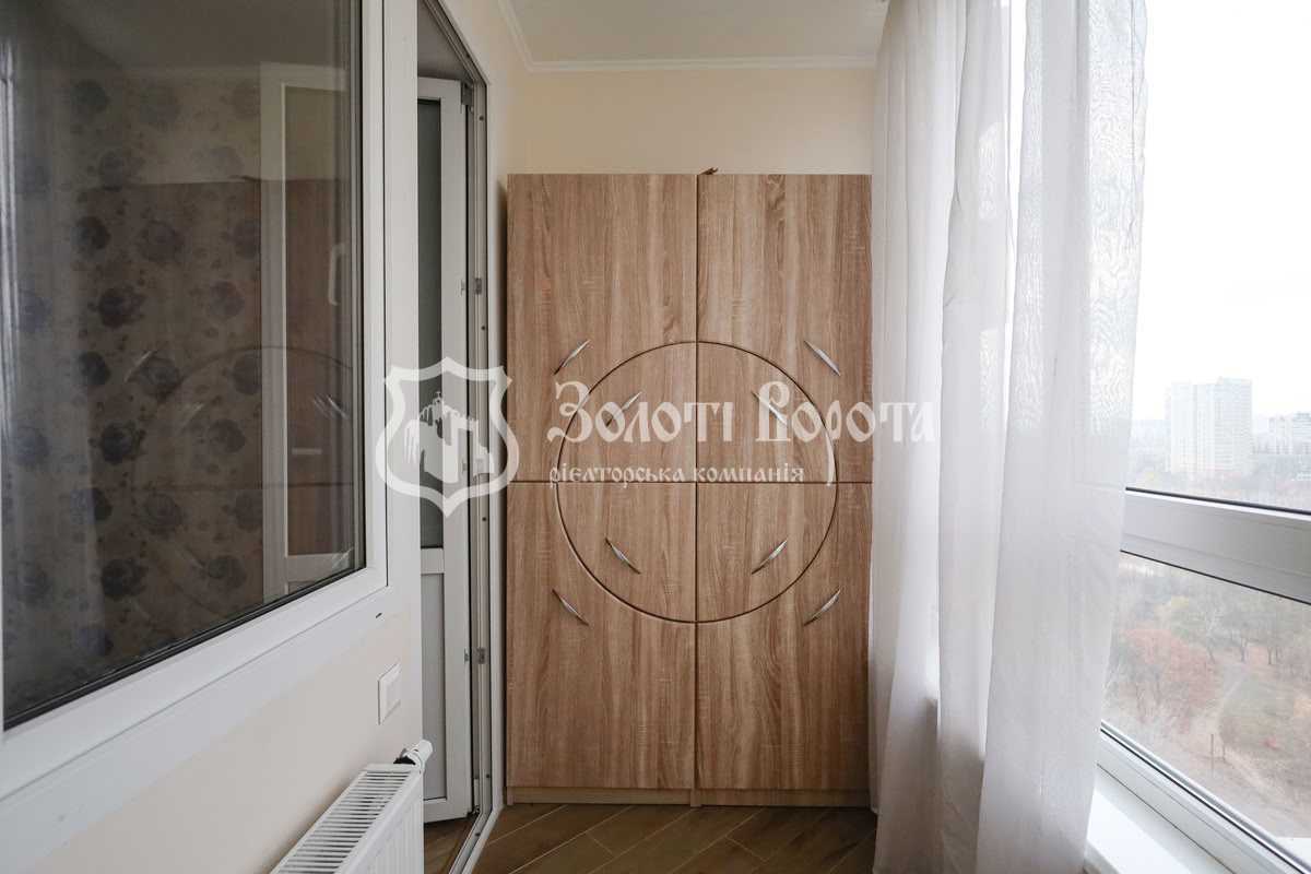 Продажа 2-комнатной квартиры 63 м², Михаила Донца ул., 2А