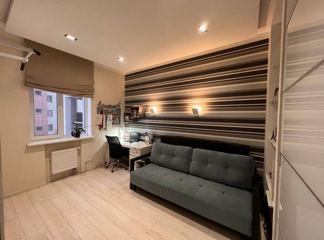 Аренда 3-комнатной квартиры 130 м², Крутогорный спуск