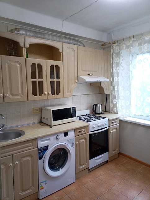 Оренда 3-кімнатної квартири 60 м², Берестейский, 27