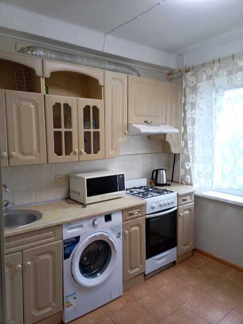 Оренда 3-кімнатної квартири 60 м², Берестейский, 27