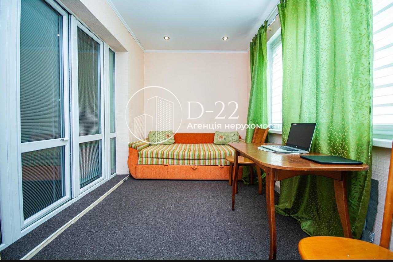 Продажа 3-комнатной квартиры 106 м², Науки просп., 86