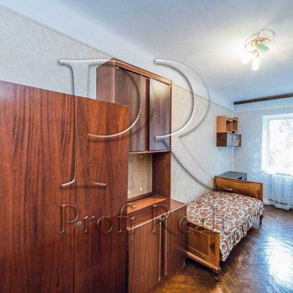 Продажа 3-комнатной квартиры 57 м², Николая Краснова ул., 8
