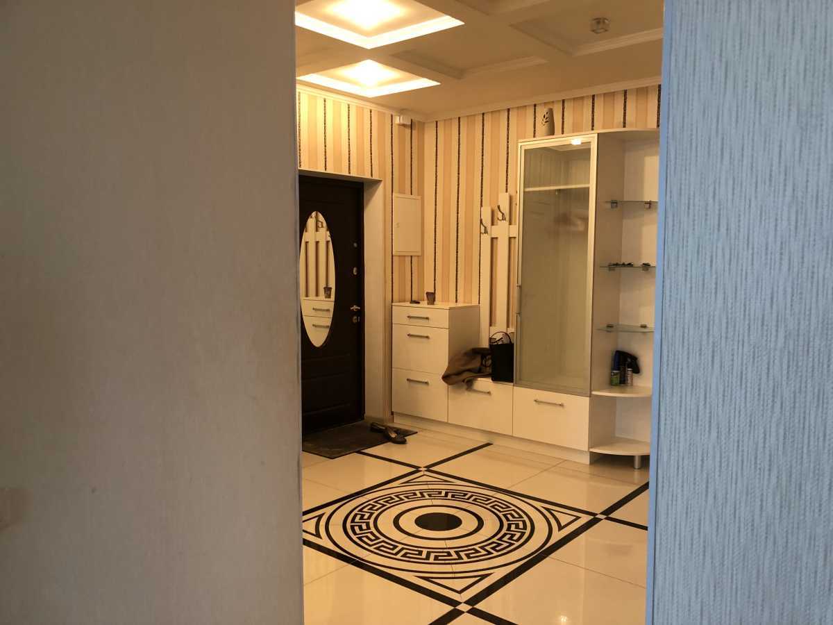 Оренда 3-кімнатної квартири 121.7 м², Петра Григоренка просп., 23