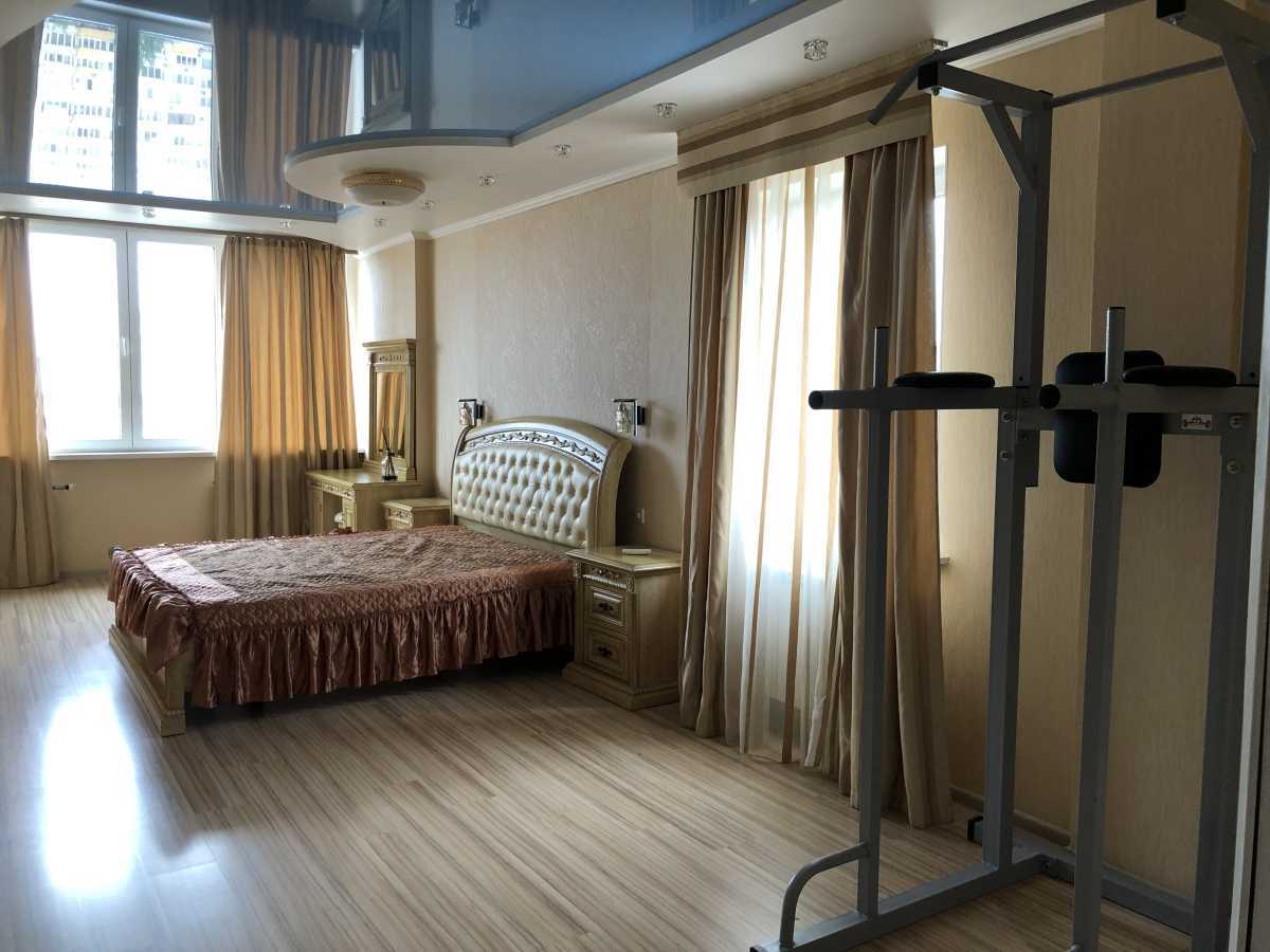 Оренда 3-кімнатної квартири 121.7 м², Петра Григоренка просп., 23