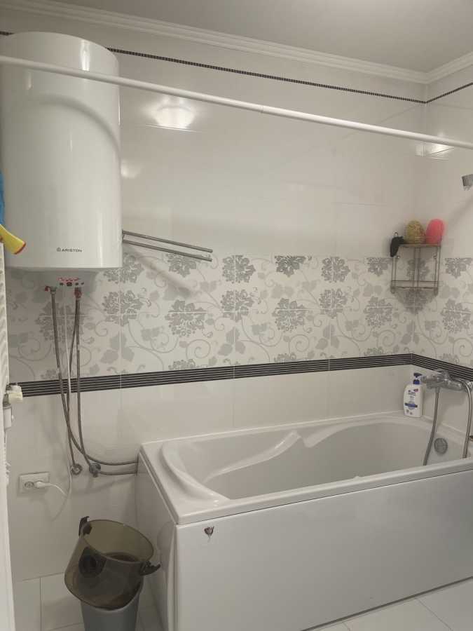 Оренда 3-кімнатної квартири 121.7 м², Петра Григоренка просп., 23