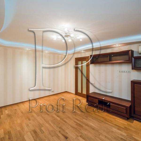 Продажа 3-комнатной квартиры 71 м², Днепровская наб., 13