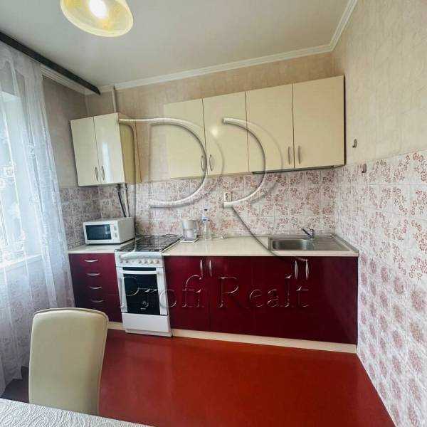 Продаж 2-кімнатної квартири 54 м², Володимира Маяковського просп., 7А