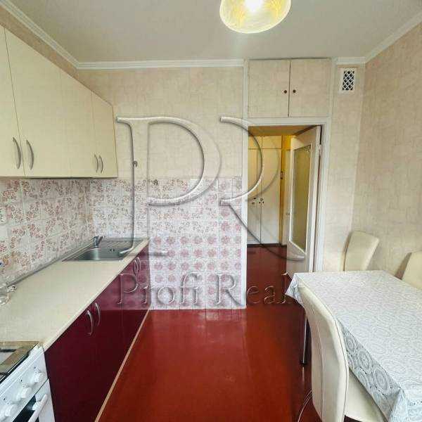 Продаж 2-кімнатної квартири 54 м², Володимира Маяковського просп., 7А