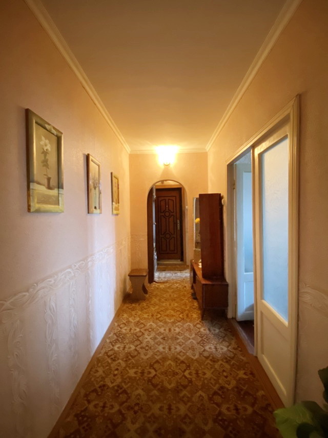 Продажа 3-комнатной квартиры 76 м², Озерная ул.