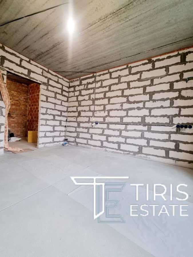 Продажа 2-комнатной квартиры 65 м², Метрологическая ул., 27А