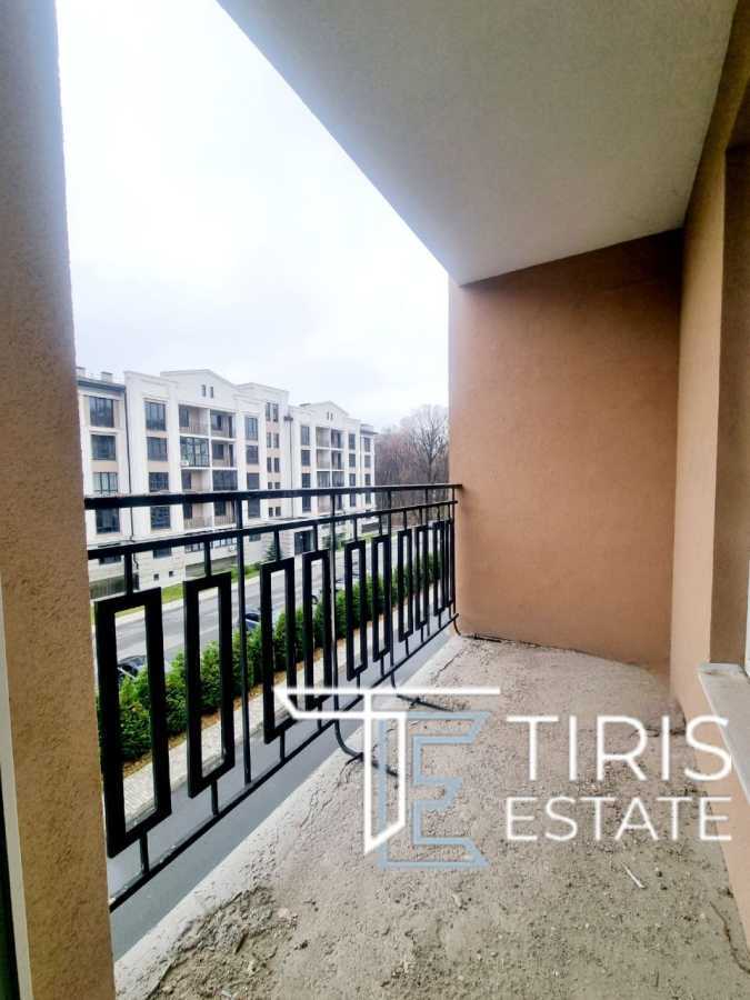 Продажа 2-комнатной квартиры 65 м², Метрологическая ул., 27А