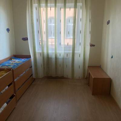 Продажа 3-комнатной квартиры 75 м², Ивана Руденко ул., 37