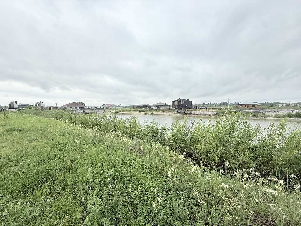 Продаж ділянки під індивідуальне житлове будівництво 19.3 соток, Центральна