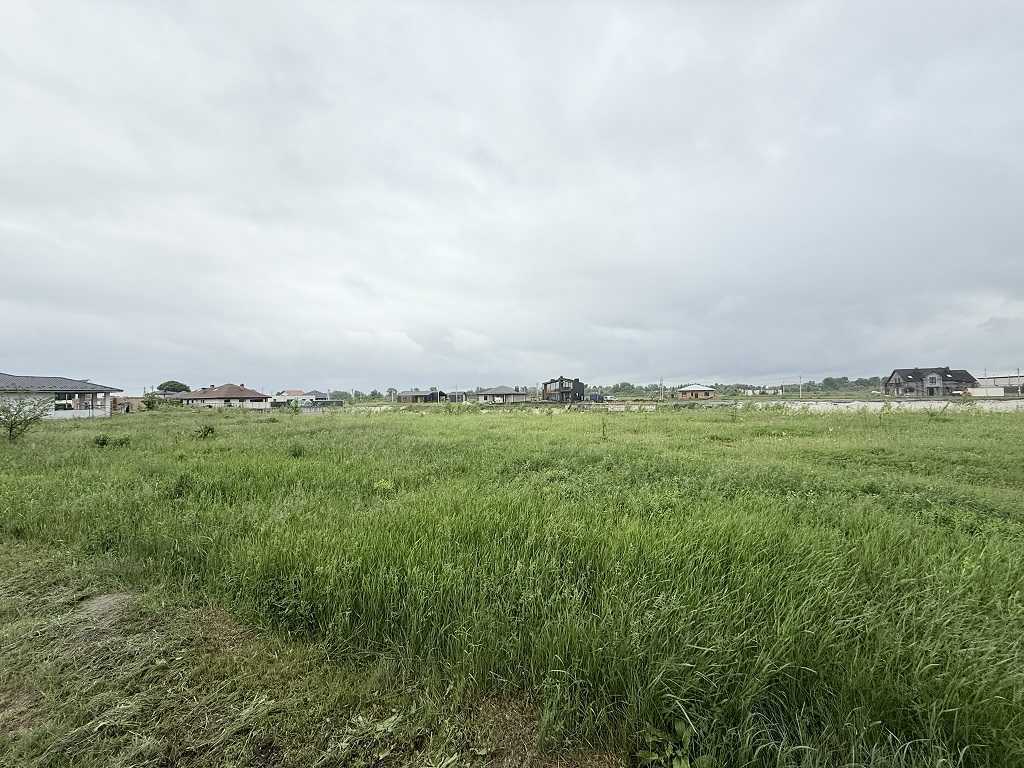 Продаж ділянки під індивідуальне житлове будівництво 19.3 соток, Центральна