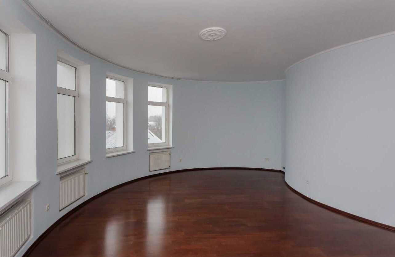 Продаж будинку 650 м², Лісова