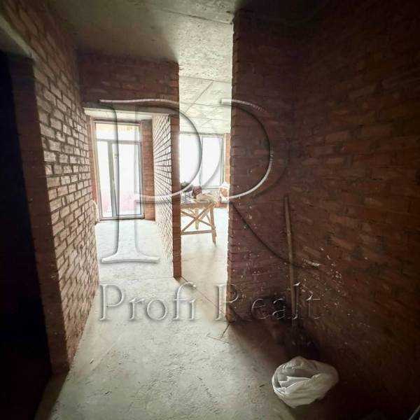 Продажа 1-комнатной квартиры 42 м², Победы просп., 67