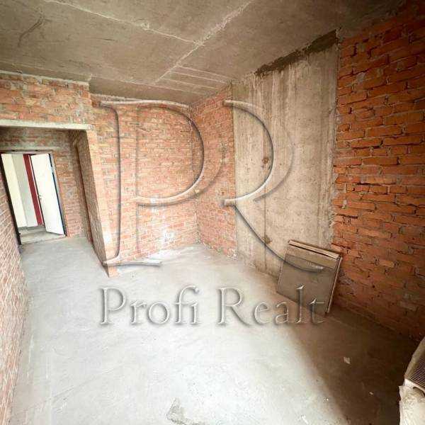 Продажа 1-комнатной квартиры 42 м², Победы просп., 67