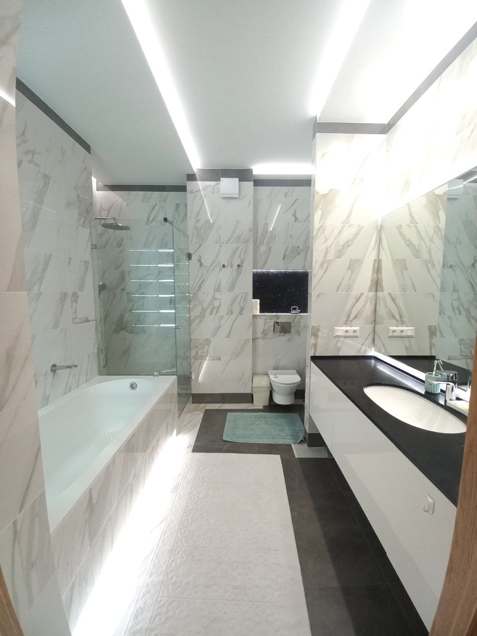 Оренда 3-кімнатної квартири 150 м², Фонтанская дор., 77А