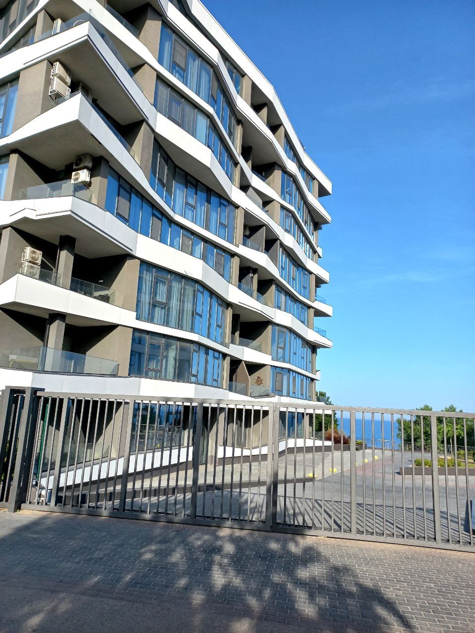 Оренда 3-кімнатної квартири 150 м², Фонтанская дор., 77А