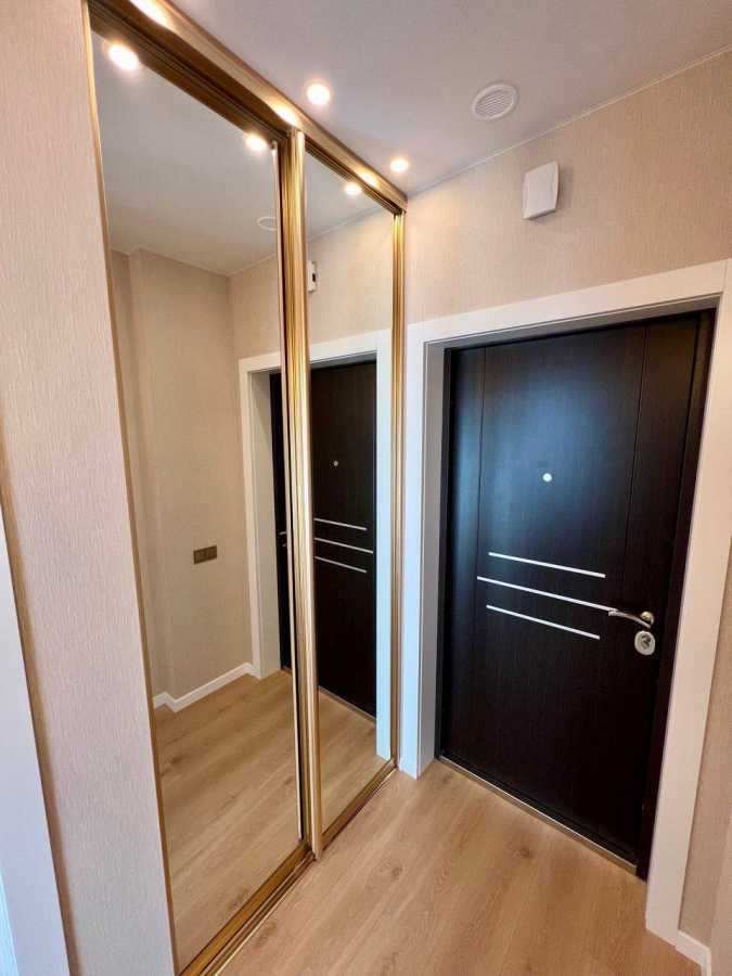 Оренда 1-кімнатної квартири 38 м², Архітектора Вербицького вул., 1В