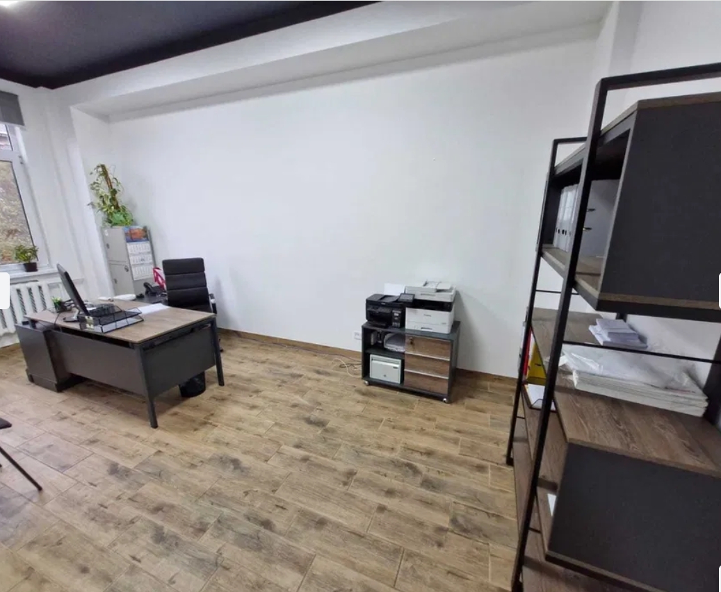 Оренда офісу 550 м², Велика Арнаутська вул.