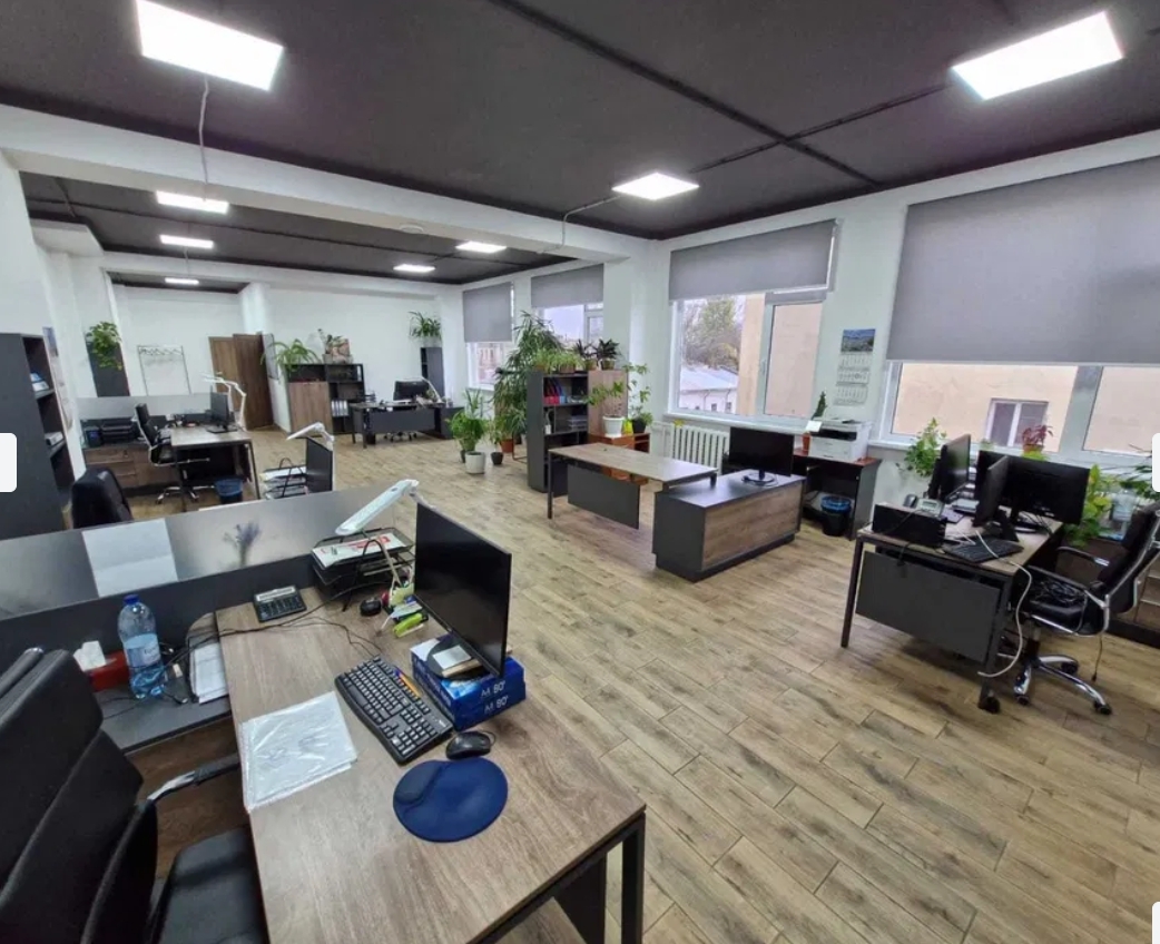 Оренда офісу 550 м², Велика Арнаутська вул.