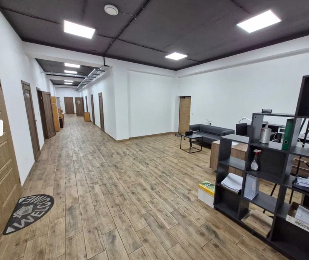 Оренда офісу 550 м², Велика Арнаутська вул.