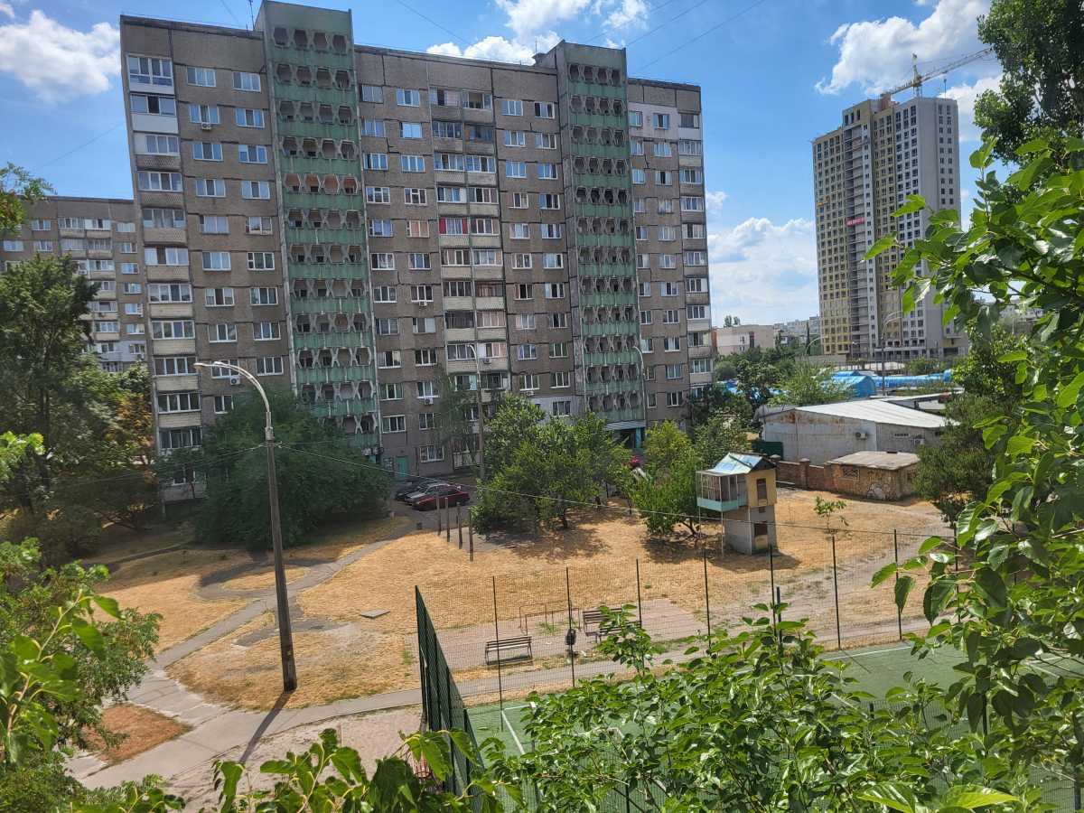 Продаж 3-кімнатної квартири 69 м², Романа Шухевича просп., 22А