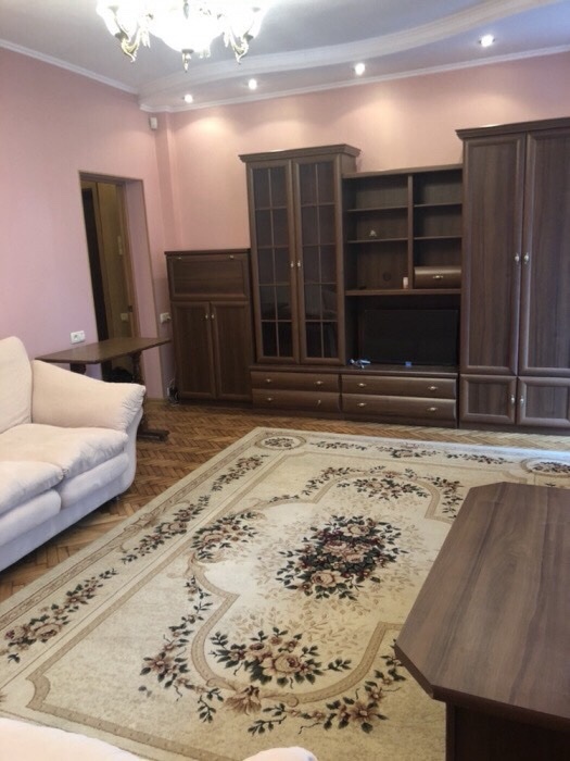 Аренда 3-комнатной квартиры 65 м², Бориса Чичибабина ул., 3