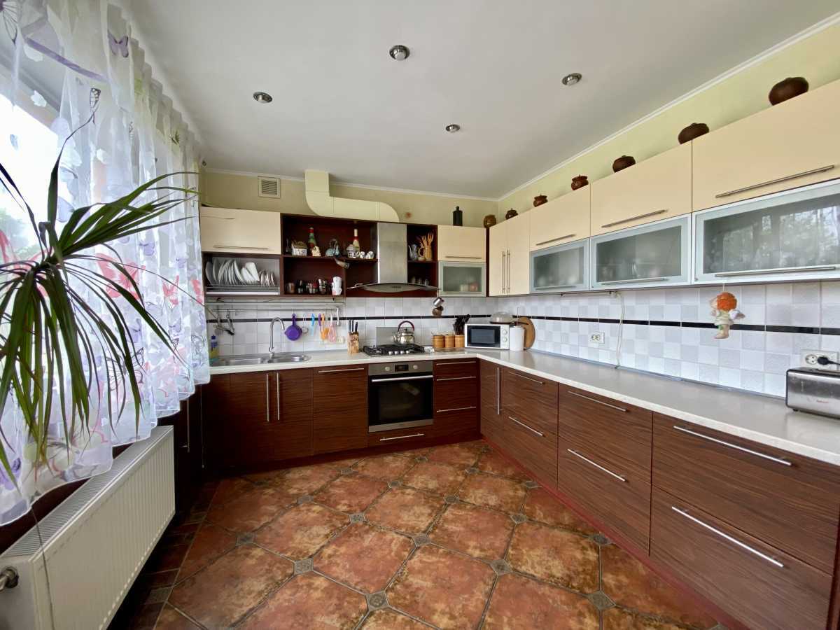 Продаж будинку 322 м², Братуся вул.