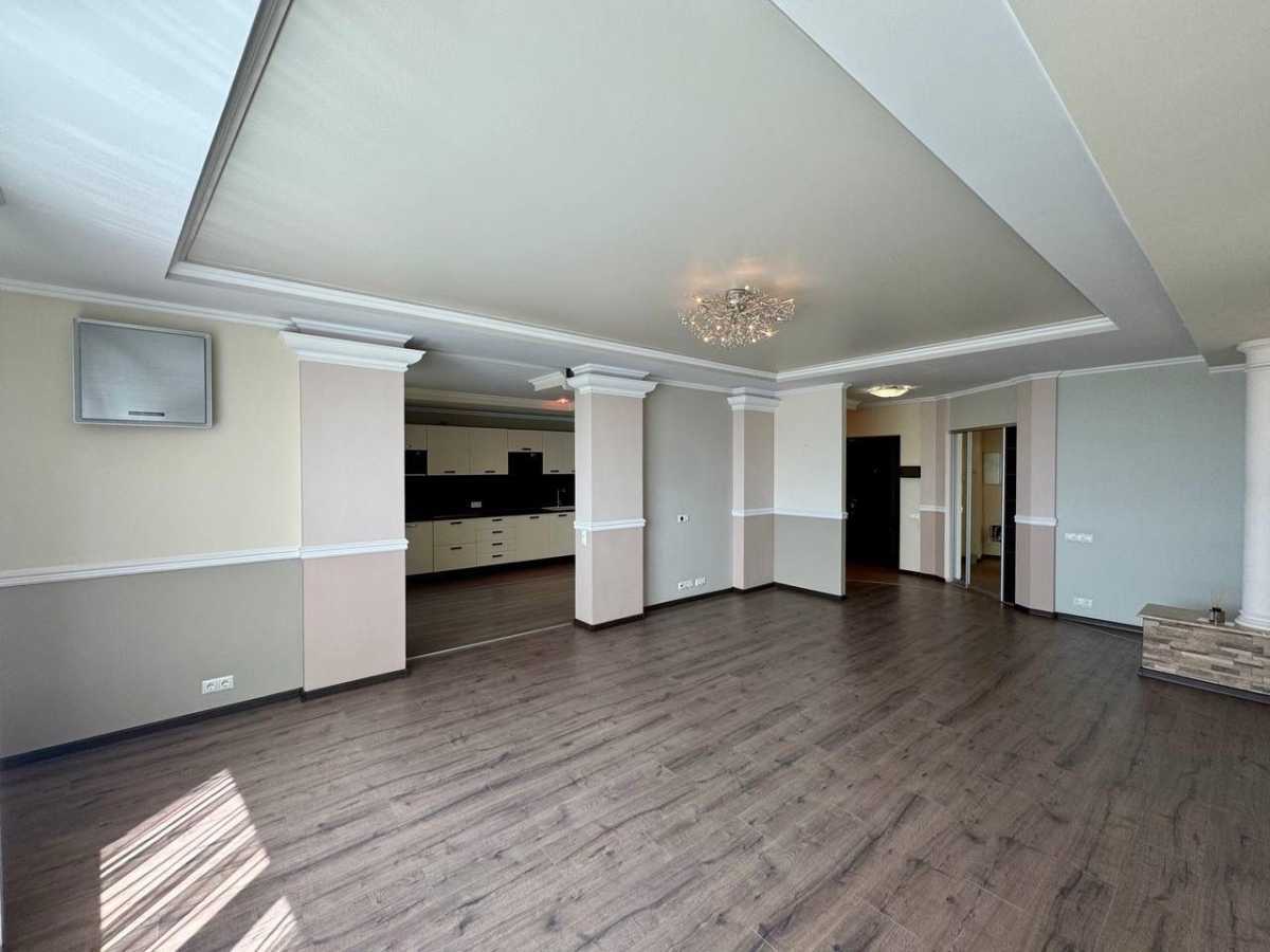 Продажа 4-комнатной квартиры 146.5 м², Раисы Окипной ул., 10