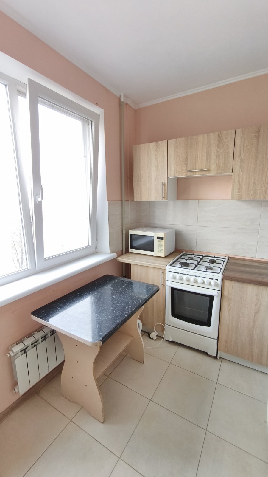 Продажа 2-комнатной квартиры 47 м², Амосова ул.