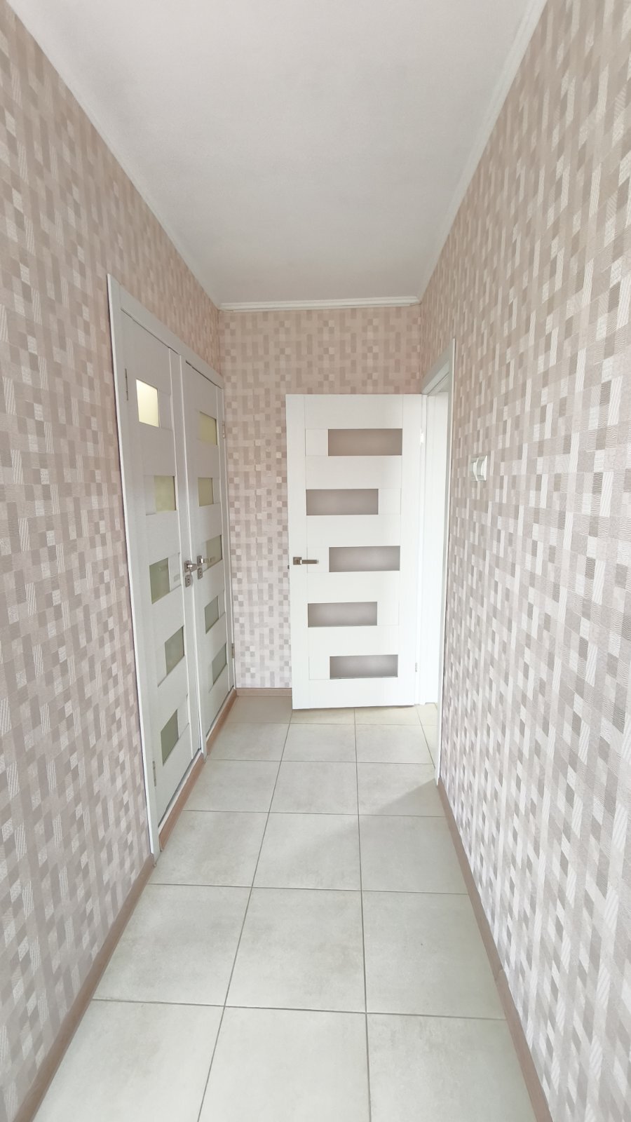 Продажа 2-комнатной квартиры 47 м², Амосова ул.