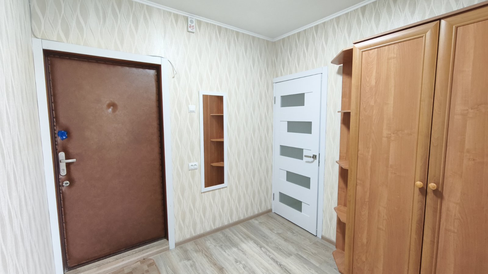 Продажа 2-комнатной квартиры 47 м², Амосова ул.