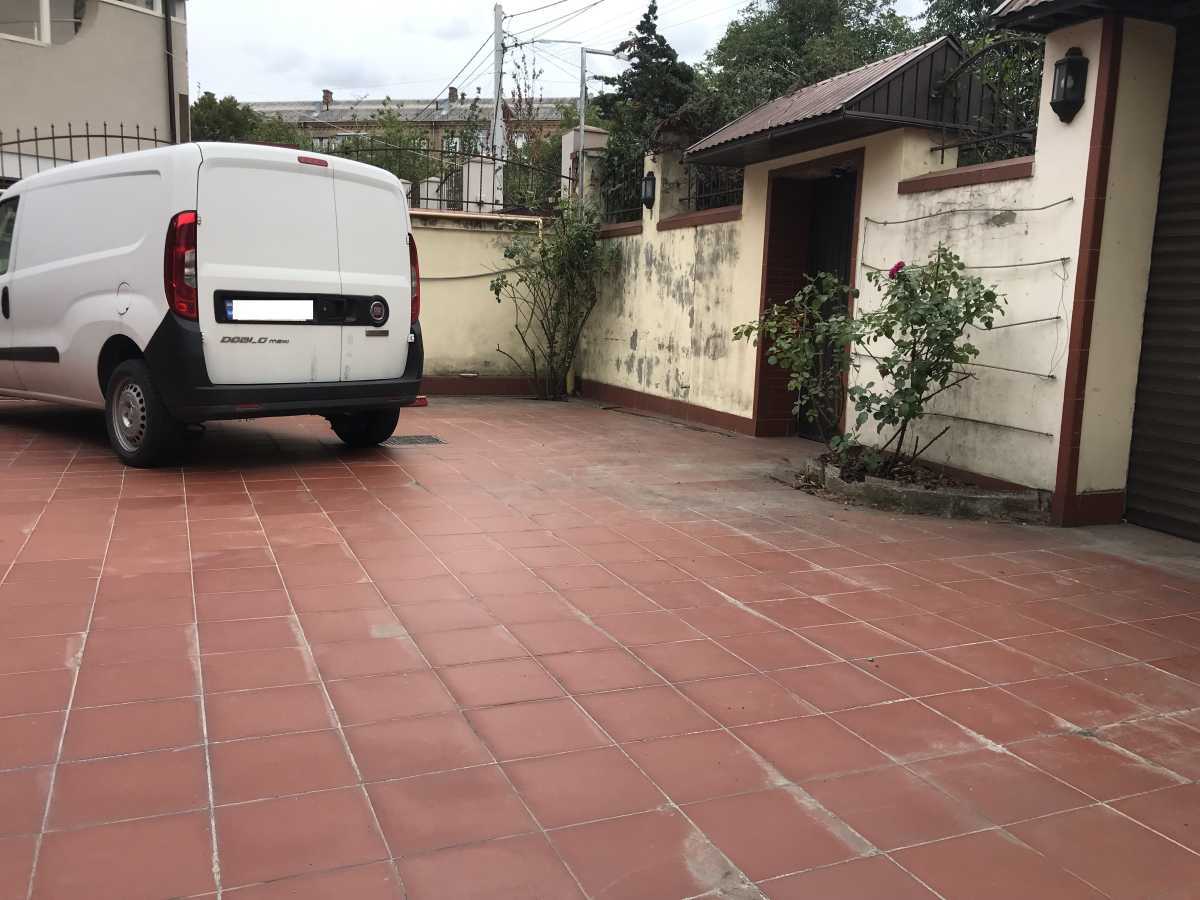 Продаж будинку 408.6 м², Добрий Шлях вул., 63