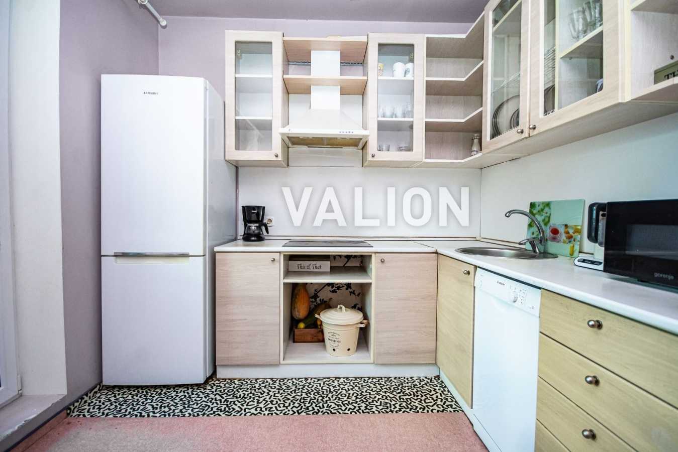 Продажа 2-комнатной квартиры 60 м², Вишняковская ул., 5