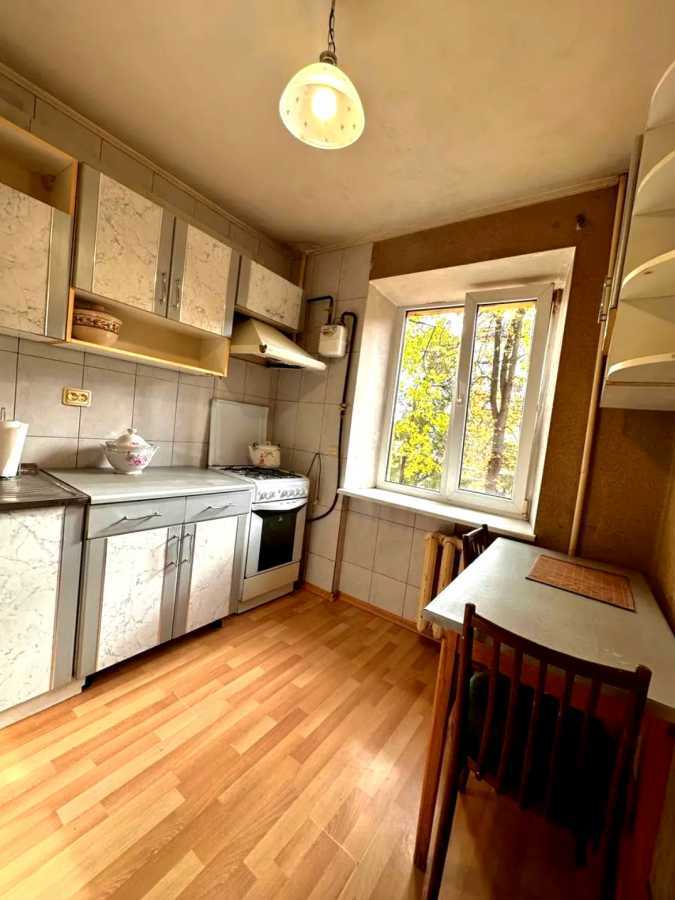 Продажа 3-комнатной квартиры 58 м², Науки, 117