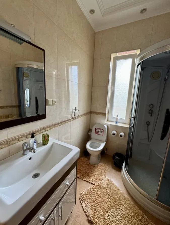 Аренда дома 200 м², Дача Ковалевского ул.