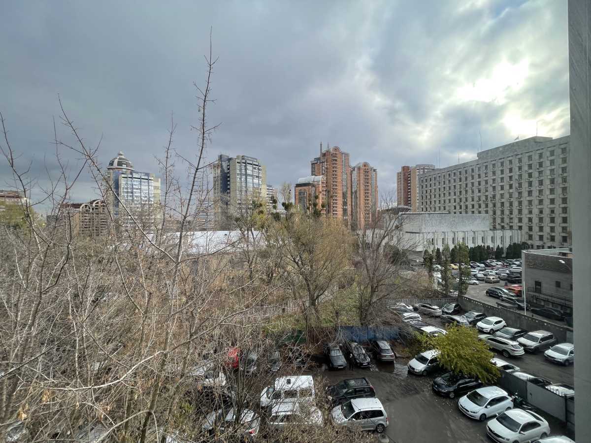 Продажа 2-комнатной квартиры 39 м², Генерала Алмазова ул., 9