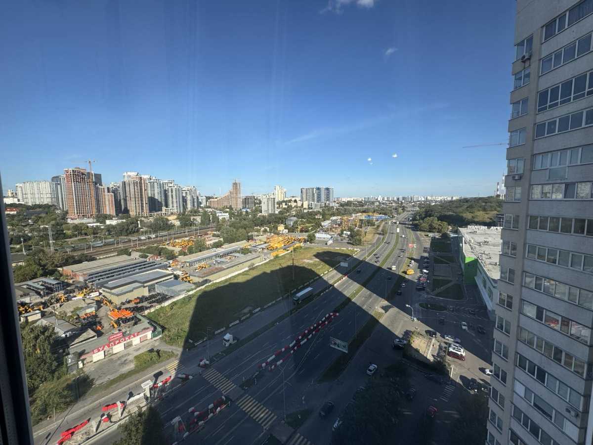 Продажа 2-комнатной квартиры 65 м², Саперно-Слободская ул., 22