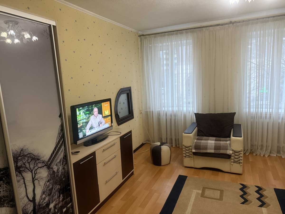 Аренда 2-комнатной квартиры 56 м², Комсомольська, 80