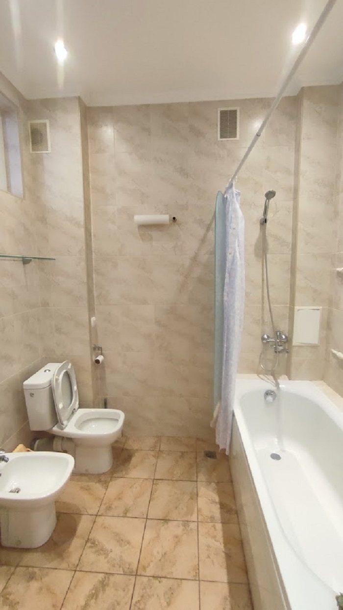 Аренда 2-комнатной квартиры 56 м², Кропивницкого ул., 18