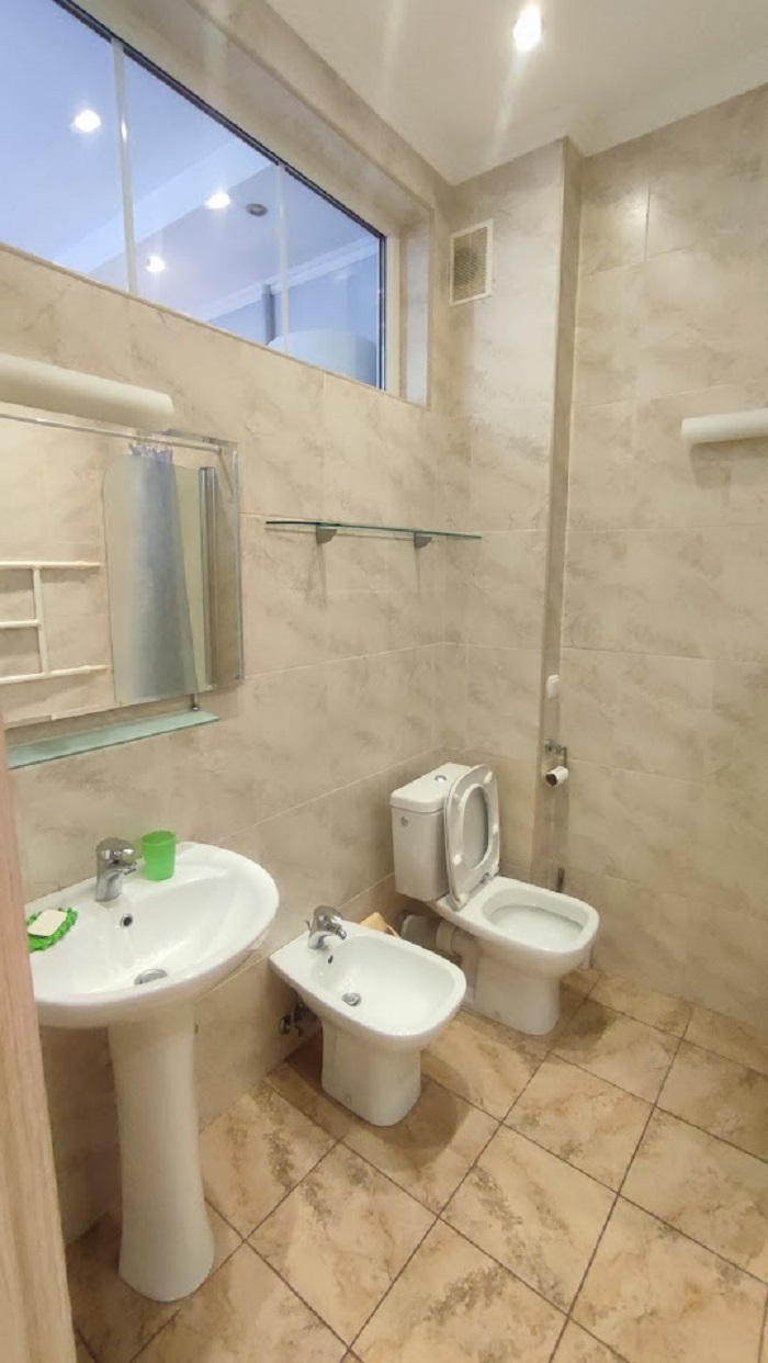 Аренда 2-комнатной квартиры 56 м², Кропивницкого ул., 18