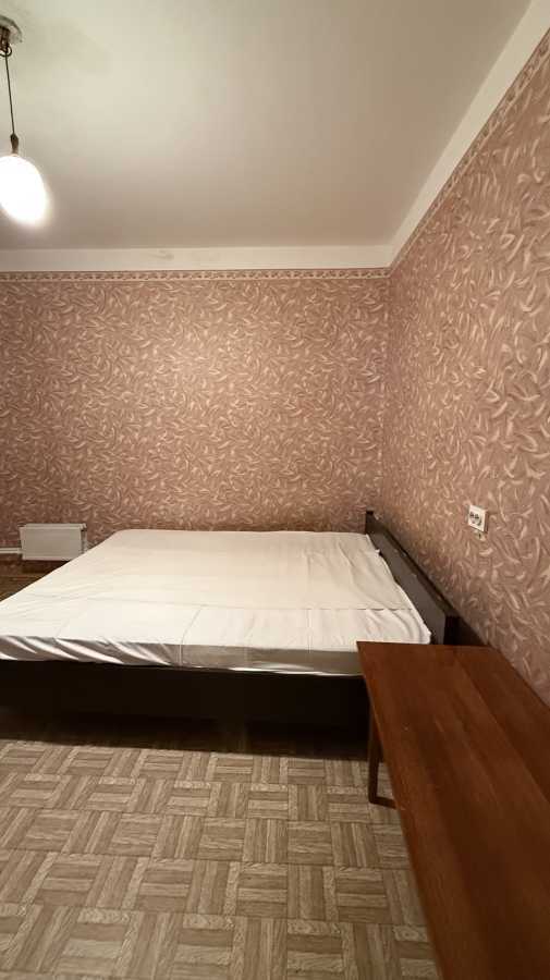 Аренда 3-комнатной квартиры 80 м², Владимира Великого ул., 1