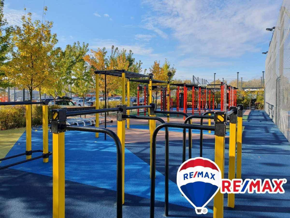 Аренда 1-комнатной квартиры 43 м², Салютная ул., 2