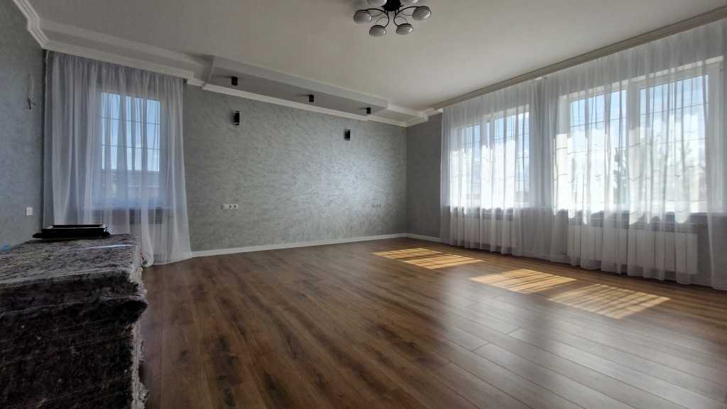 Продаж будинку 296 м², Абрикосова