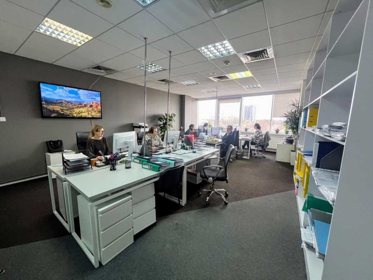 Аренда офиса 132 м², Евгения Сверстюка ул., 2А