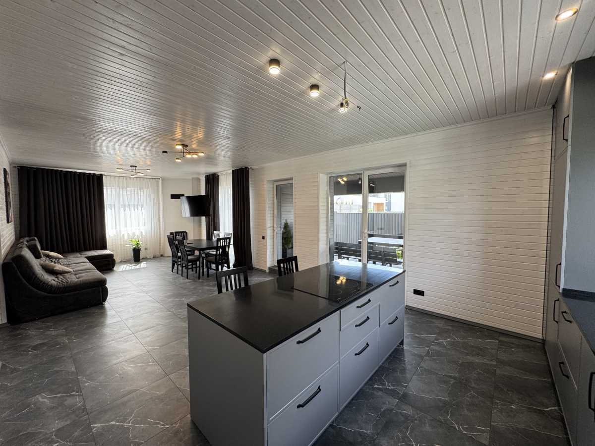 Будинок подобово 150 м², Кринична